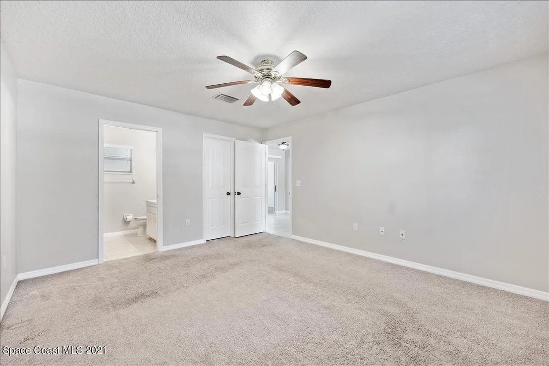 Photo of 5835 Keystone Avenue