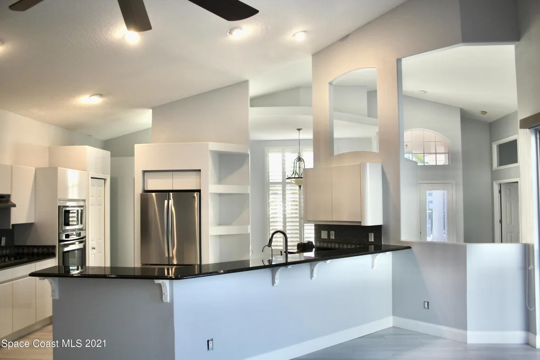 Photo of 1057 Fieldstone Drive