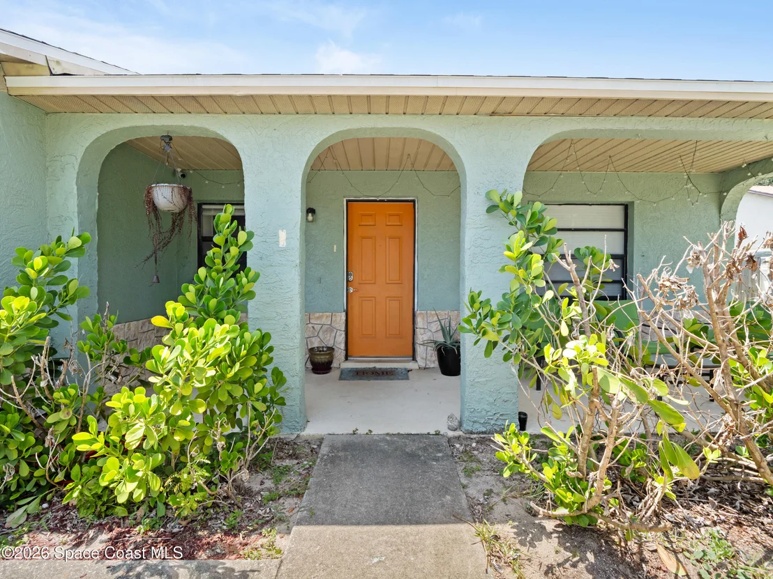 Photo of 192 Cinnamon Bay Lane