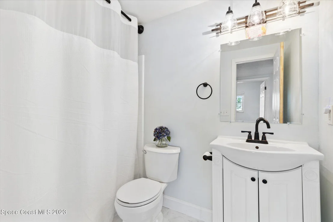Photo of 3105 Abbott Avenue NE