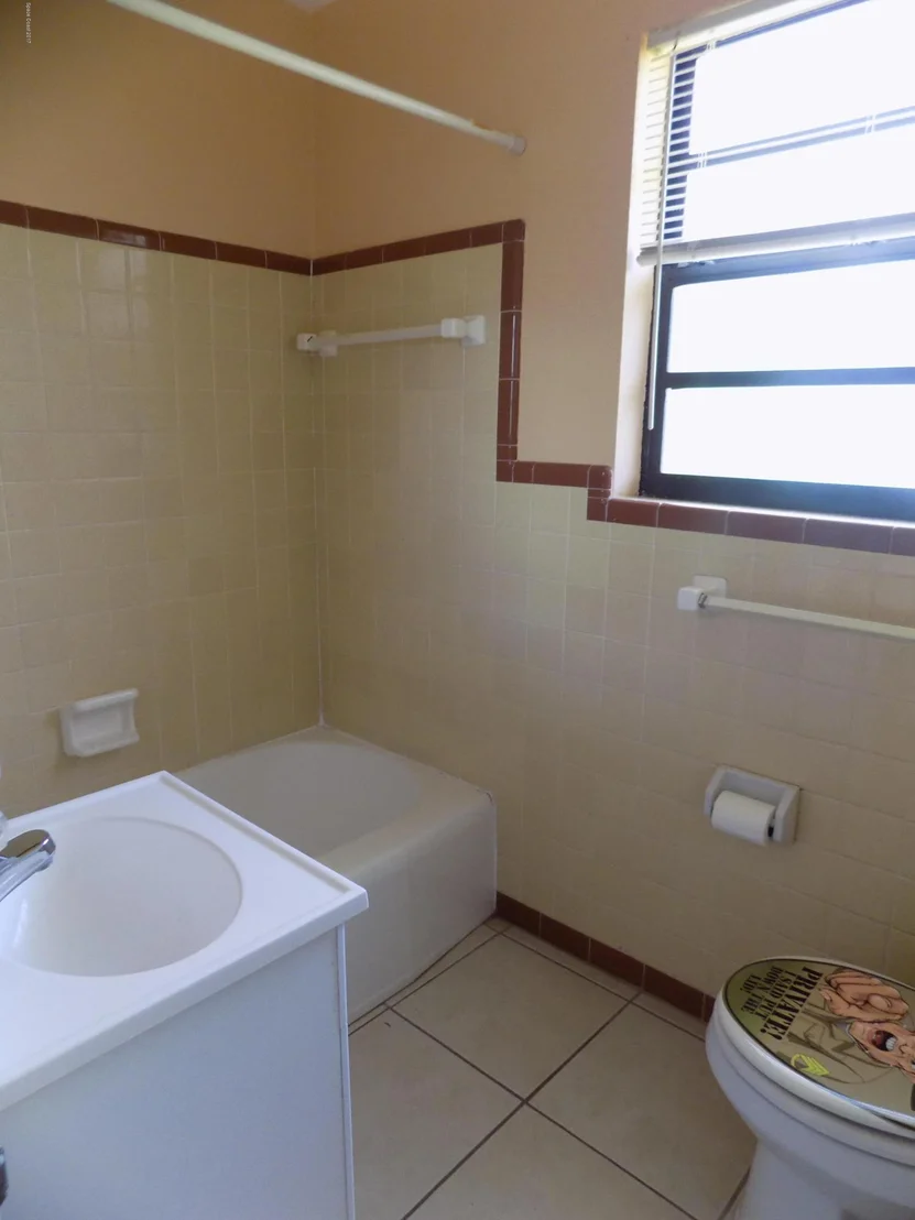 Photo of 1602 Cambridge Drive