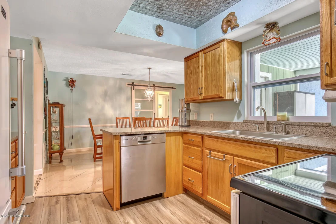 Photo of 1216 Palmdale Circle NE