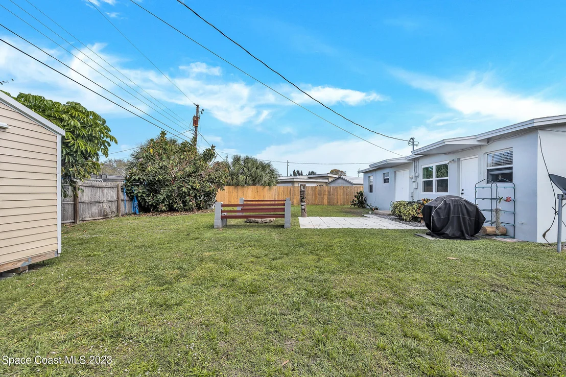 Photo of 2981 Kosuth Road NE