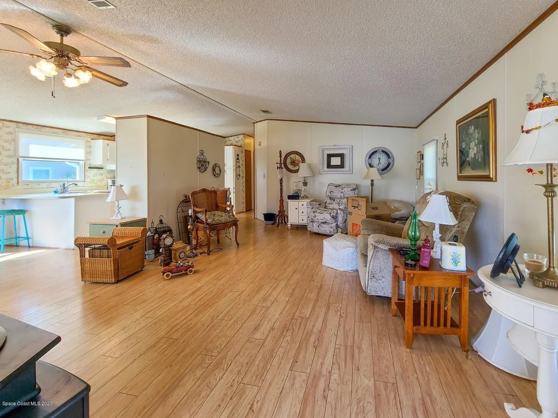 Photo of 137 Rosewood Drive