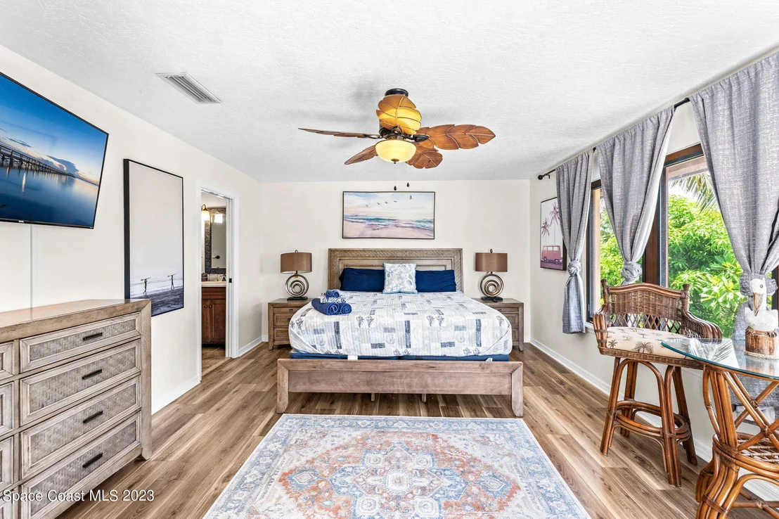 Photo of 442 Riverview Lane