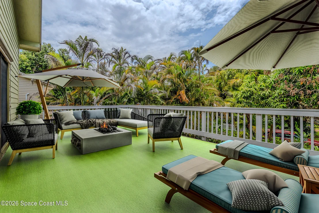 Photo of 5925 Riverside Drive