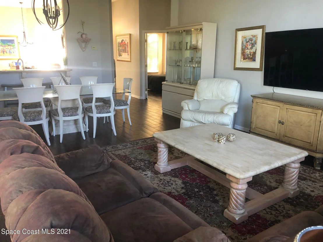 Photo of 4630 Portage Trail