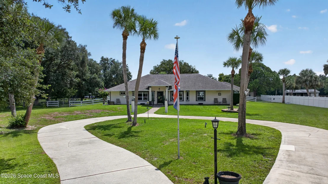 Photo of 5365 Pine Street