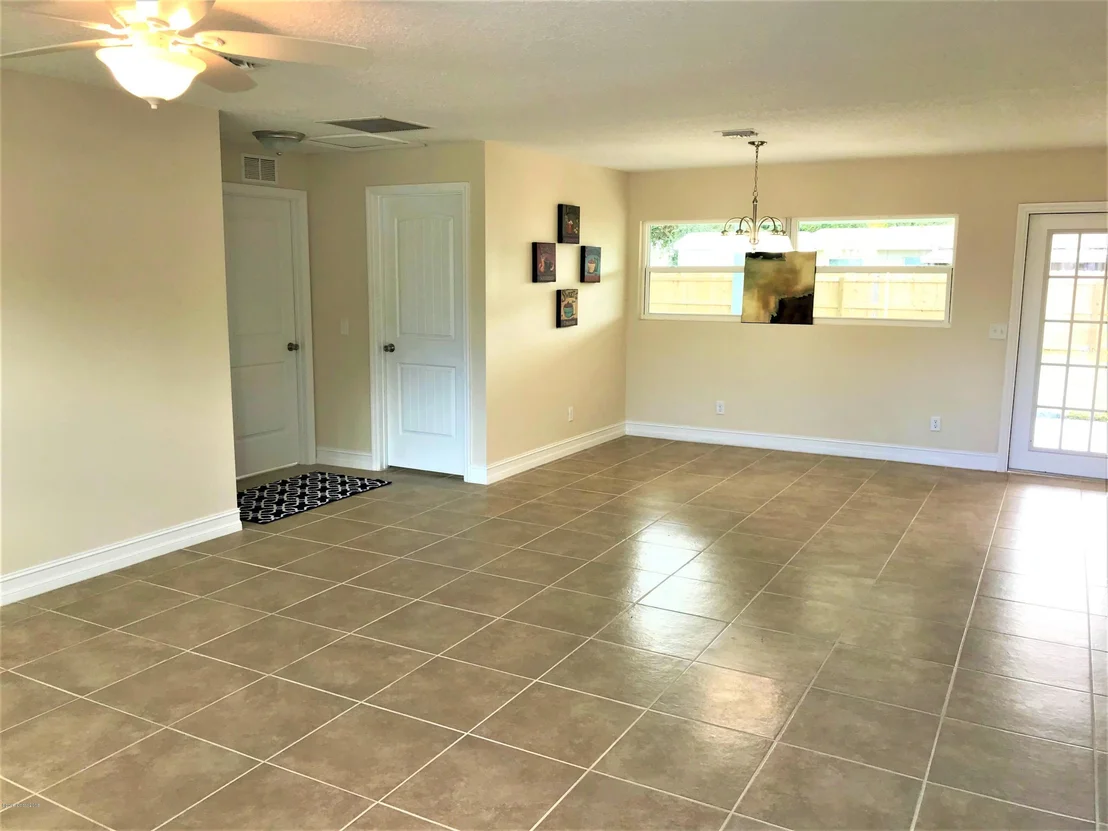 Photo of 1397 Stanley Lane