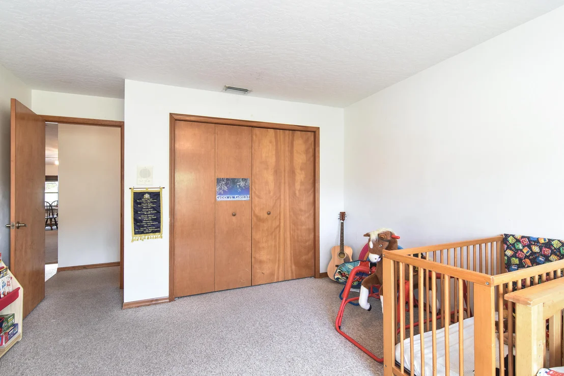 Photo of 5265 Pine Street