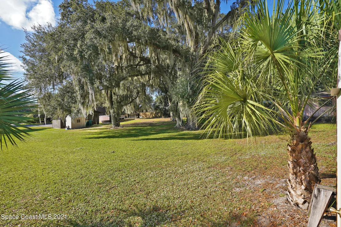 Photo of 1375 War Eagle Boulevard