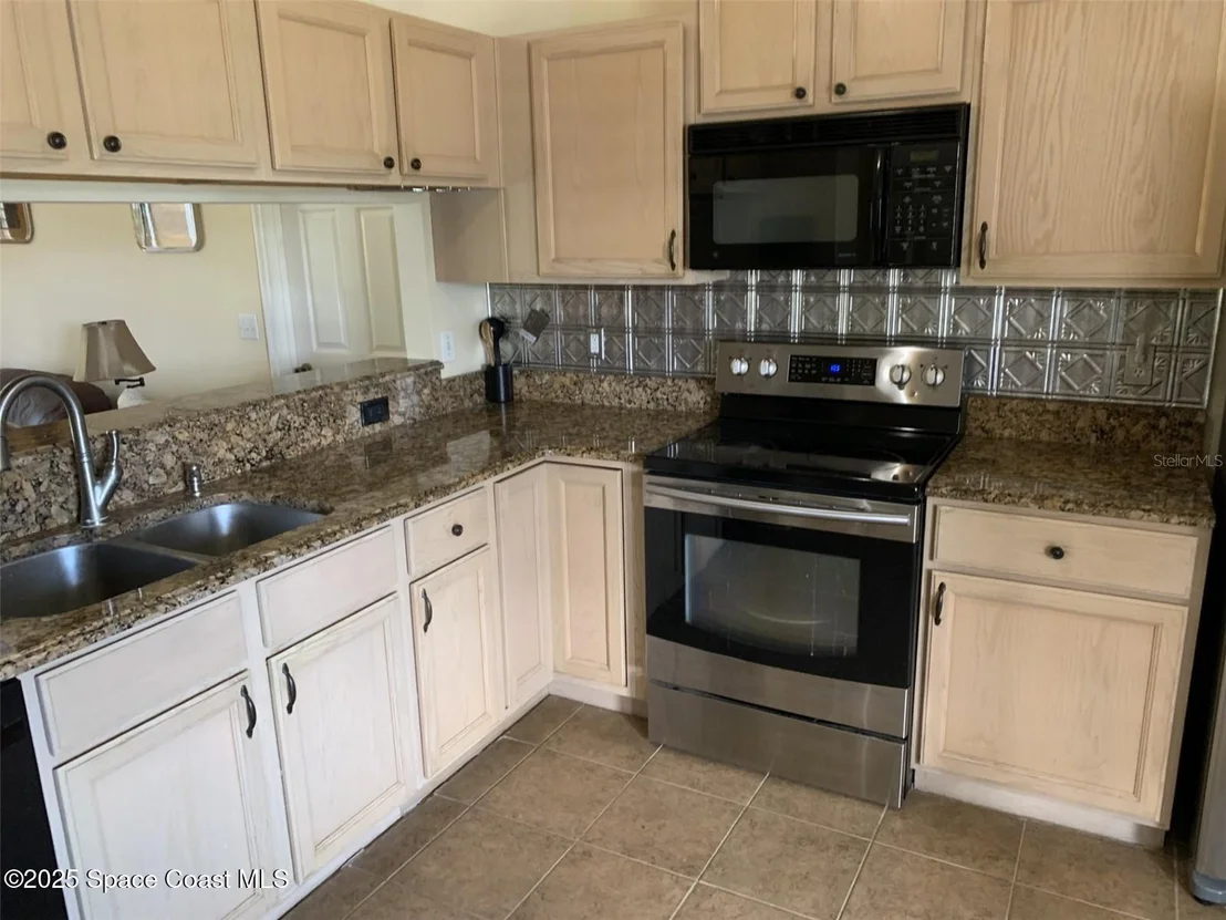Photo of 1474 Crane Creek Boulevard