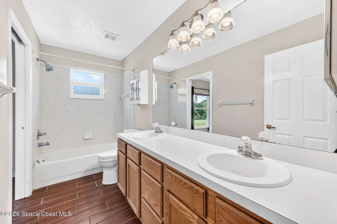Photo of 2630 Waring Lane