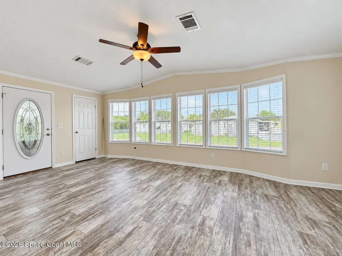 Photo of 923 Vireo Drive