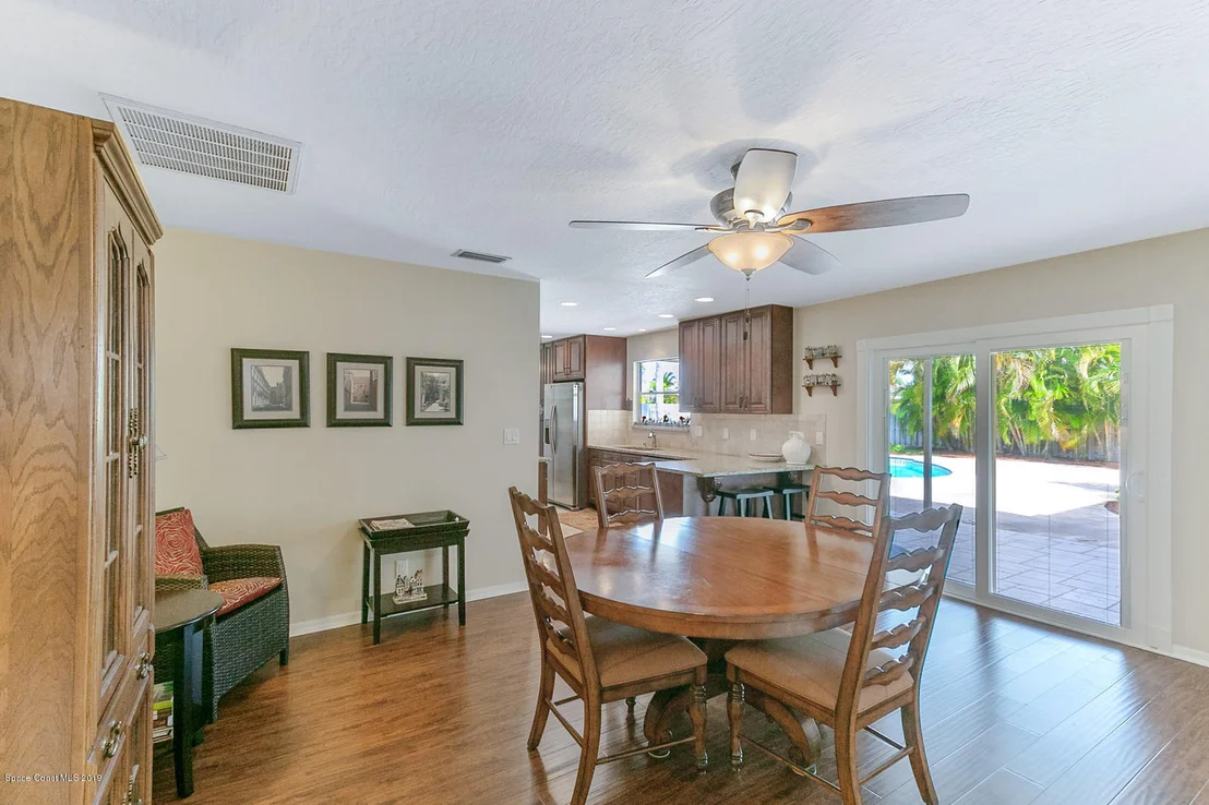 Photo of 140 Sand Dollar Road