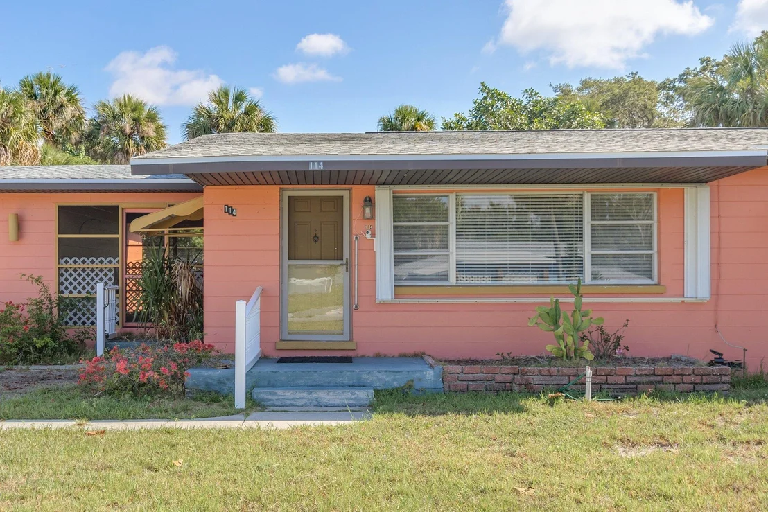 Photo of 114 Lagoon Avenue