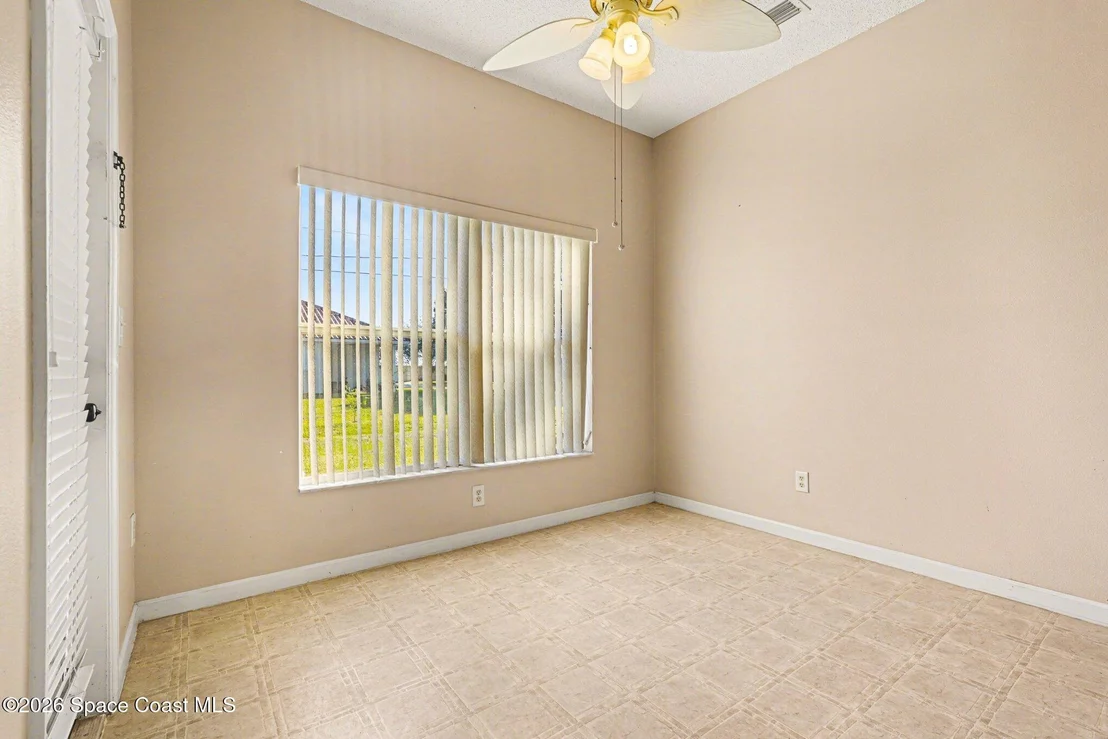 Photo of 3061 Eldron Boulevard SE