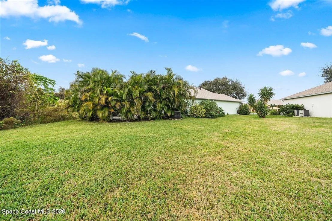 Photo of 2486 Hidden Pine Lane NE