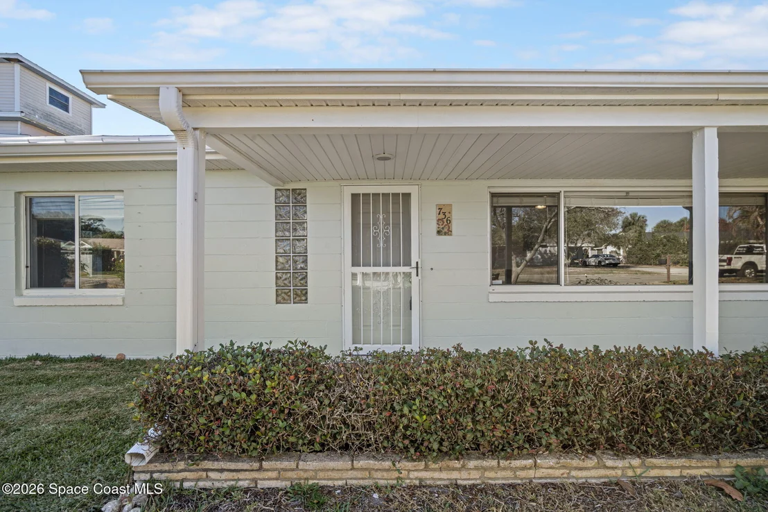 Photo of 736 Ballard Drive