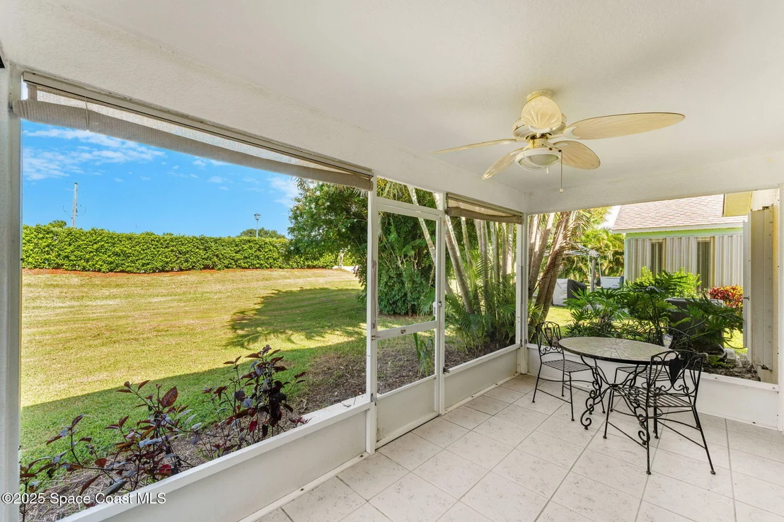 Photo of 926 Pine Creek Circle NE