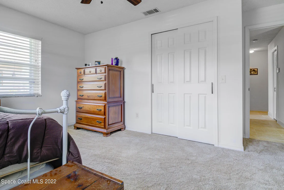 Photo of 2582 Wright Avenue