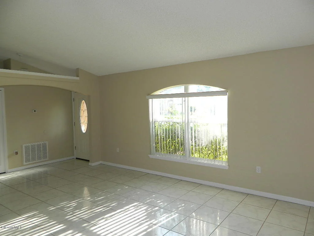 Photo of 1193 Meadow Lake Road