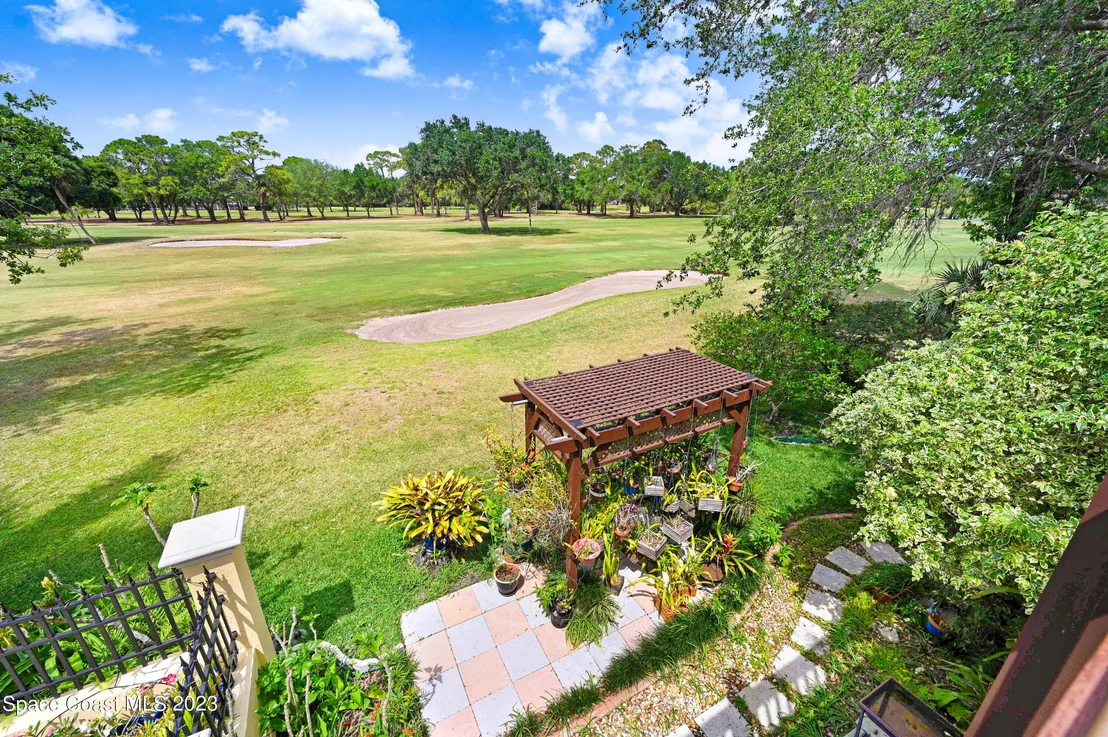 Photo of 1102 Fairlawn Drive