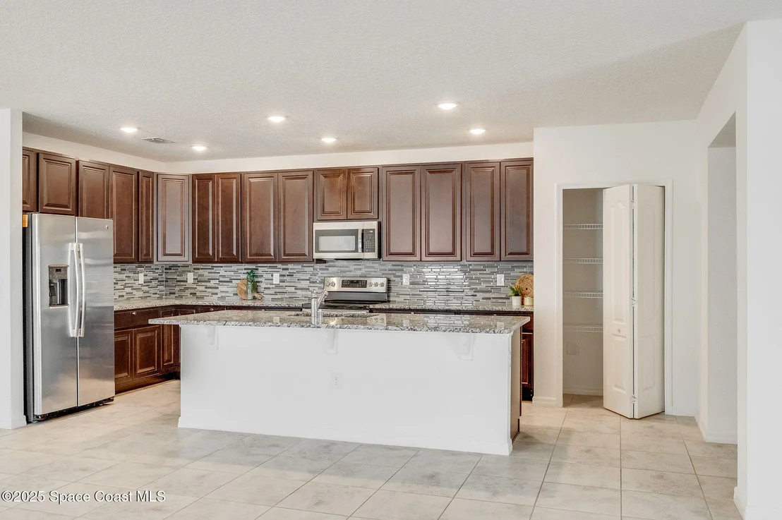 Photo of 920 Bear Lake Drive
