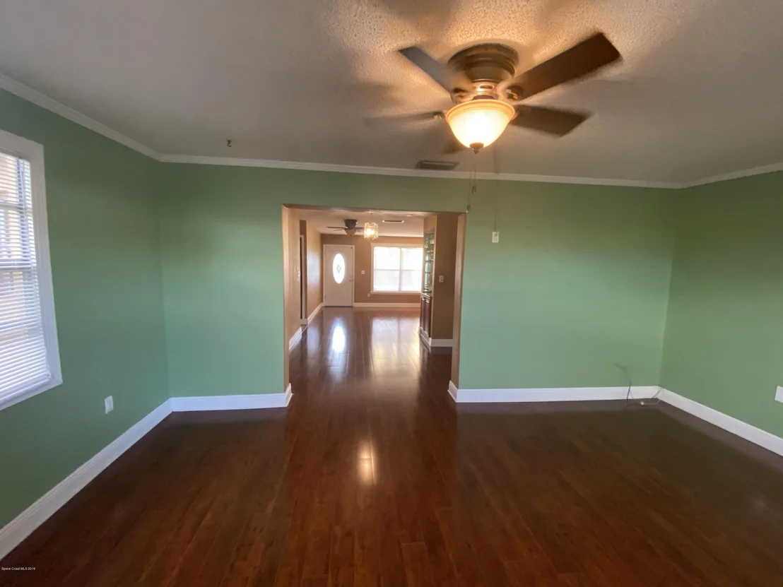 Photo of 787 Chickasaw Avenue
