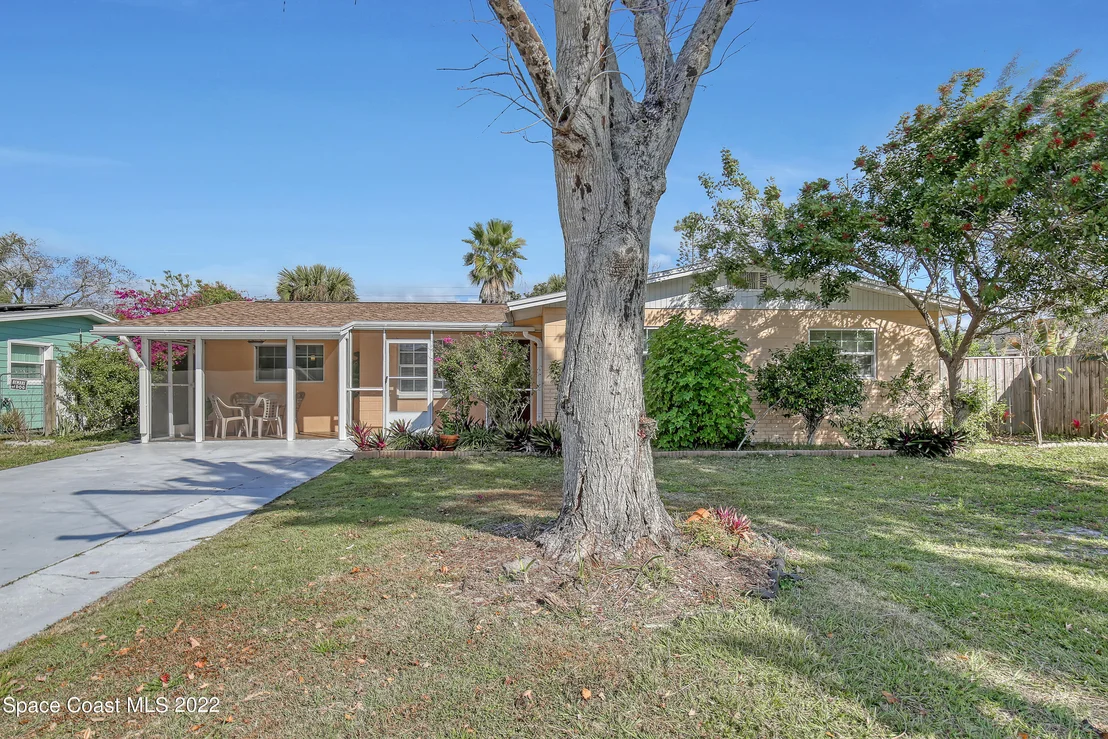 Photo of 972 Miracle Way