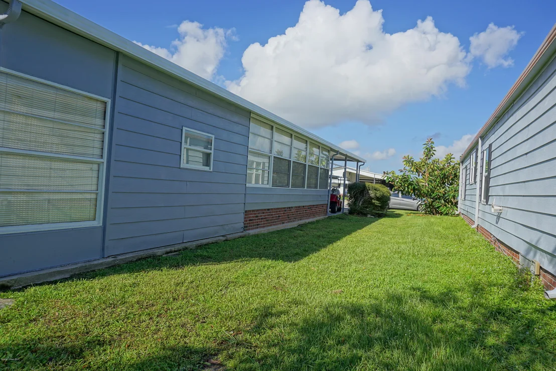 Photo of 1913 Seagrape Street NE