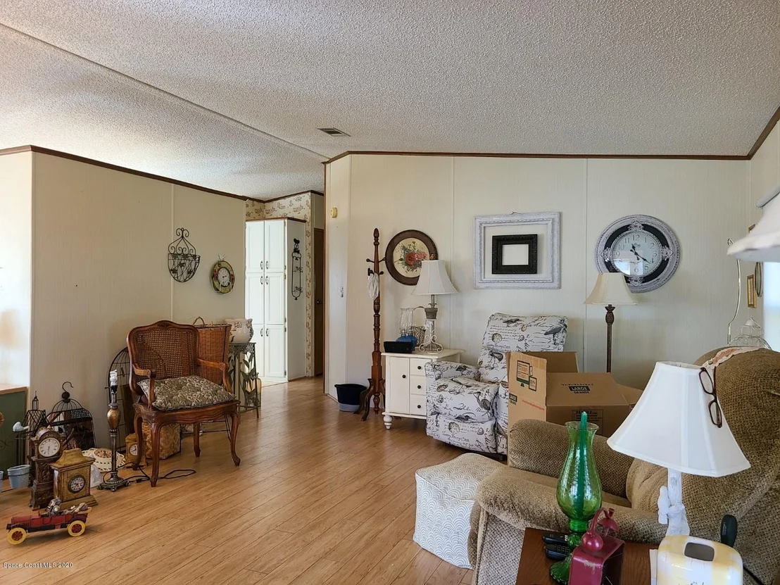 Photo of 137 Rosewood Drive