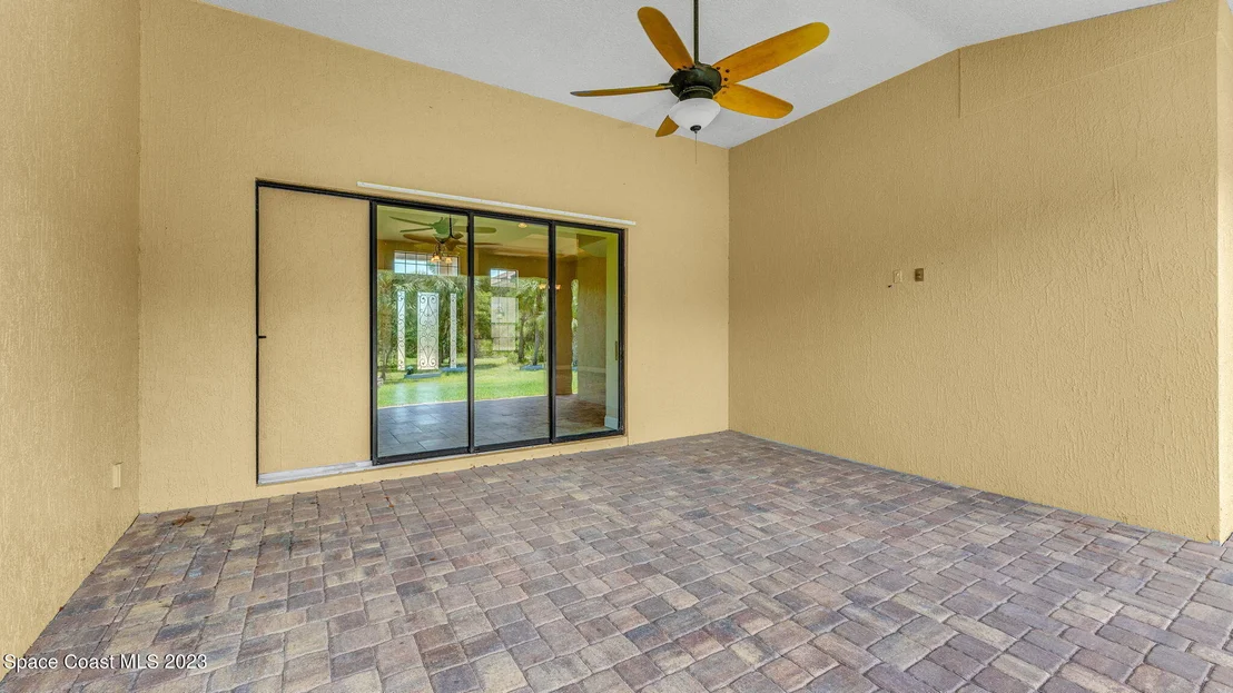 Photo of 2372 Westhorpe Drive