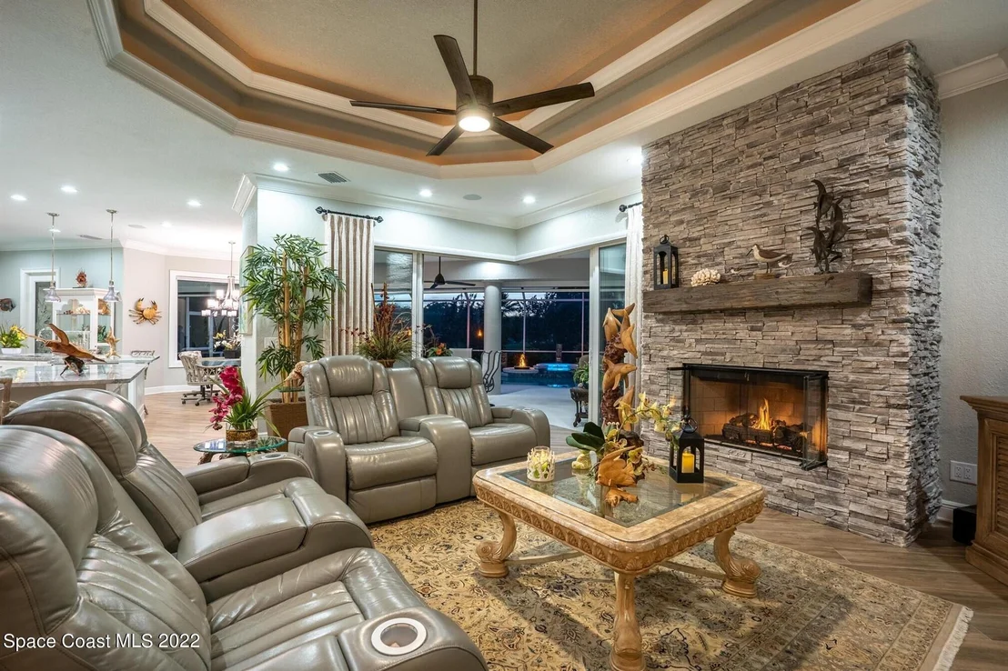 Photo of 1317 Avalon Drive
