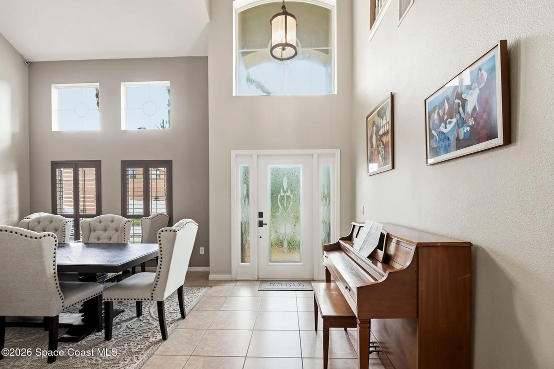 Photo of 1400 Bourke Lane