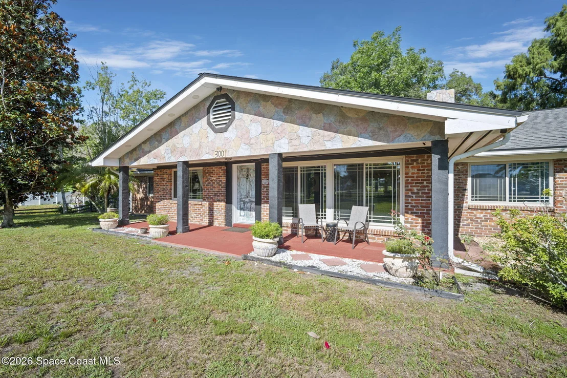 Photo of 300 Orange Avenue