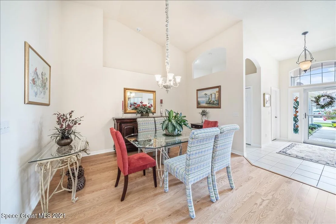 Photo of 408 Renaissance Avenue