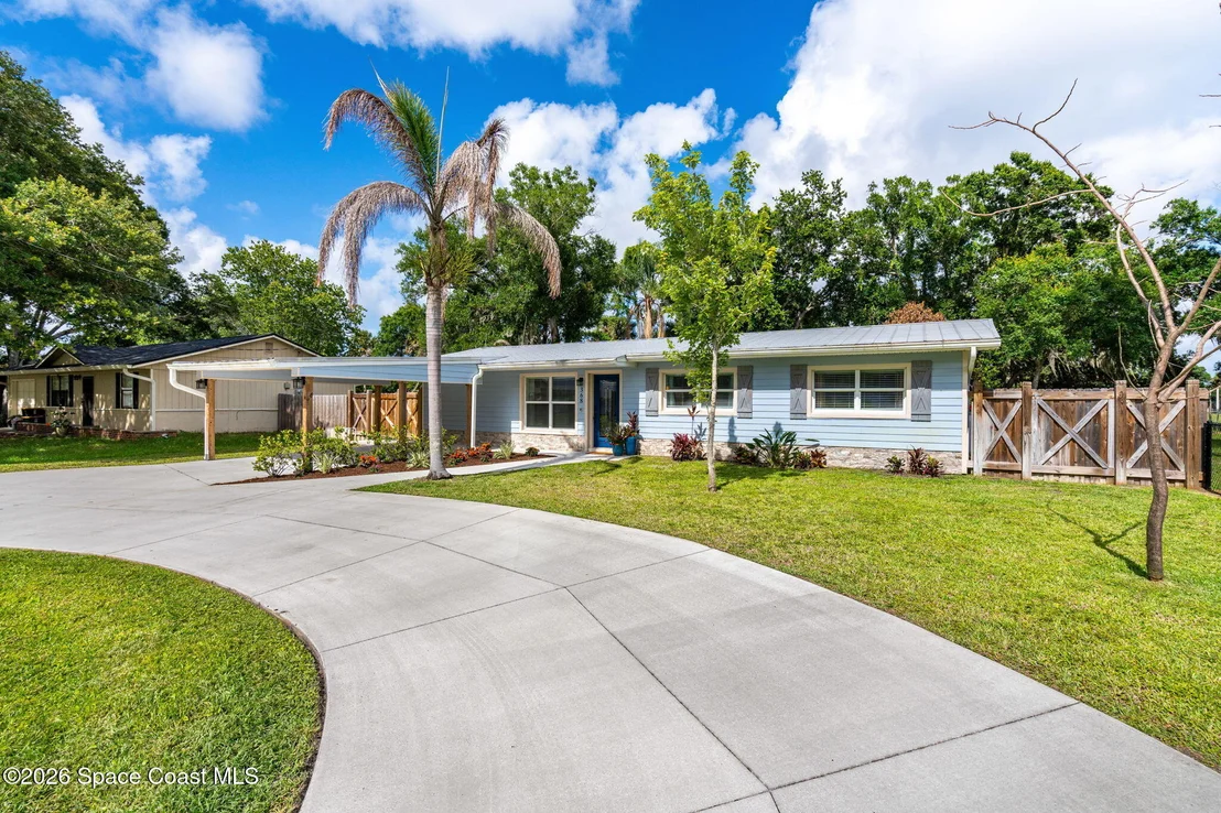 Photo of 368 Stephenson Drive