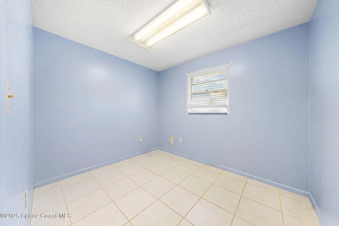 Photo of 611 Dundee Circle