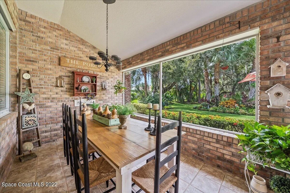 Photo of 2372 Woodfield Circle