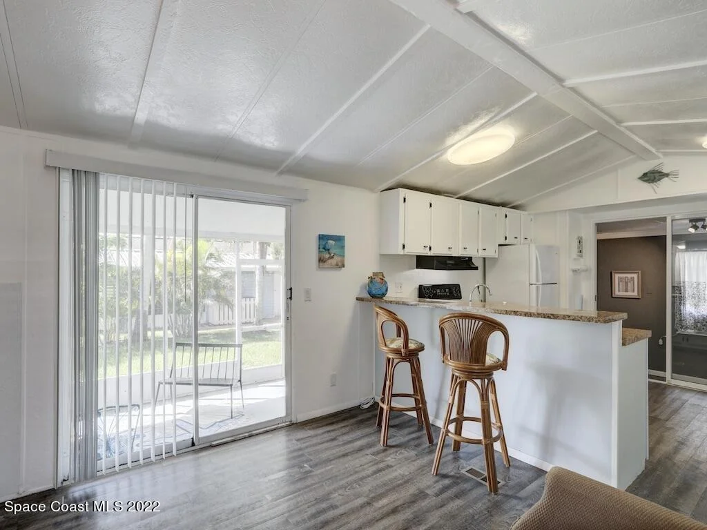 Photo of Unit 0 at 7550 Blackhawk Road
