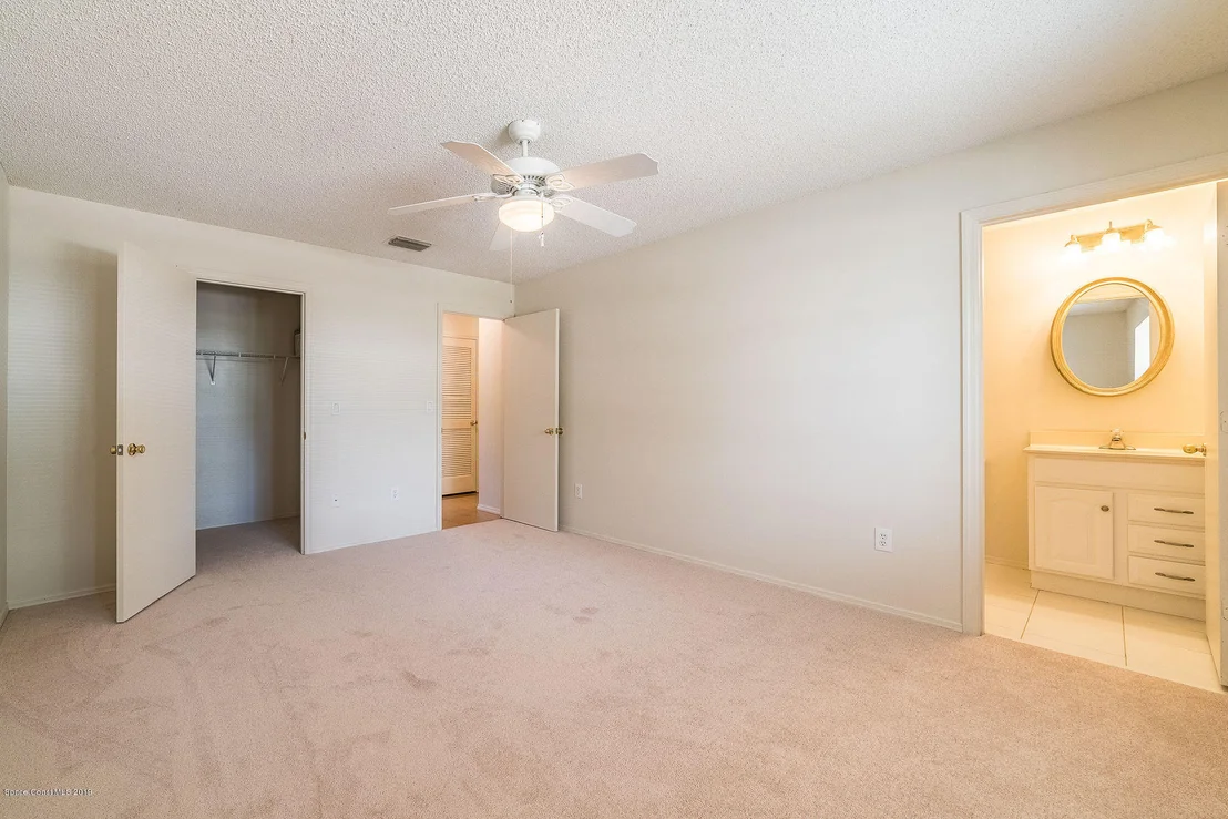 Photo of 1101 Goldenrod Circle NE