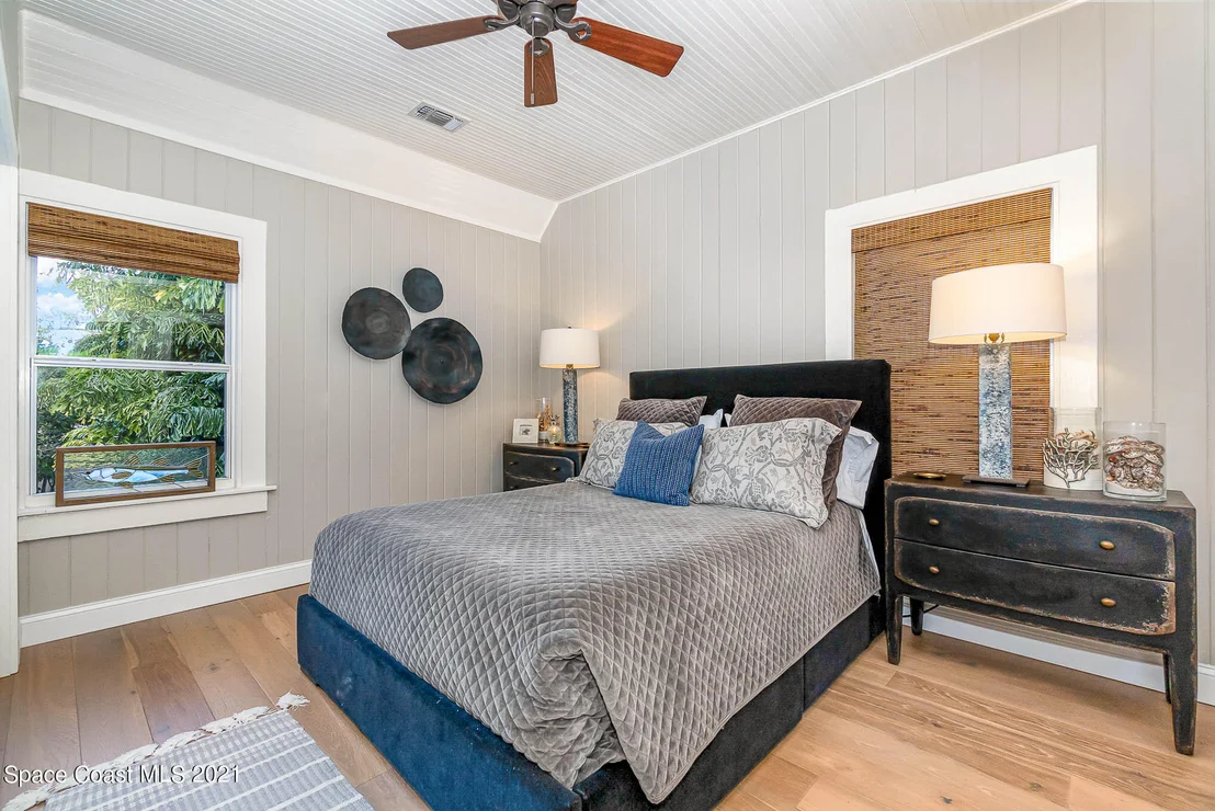 Photo of 40 Barton Avenue