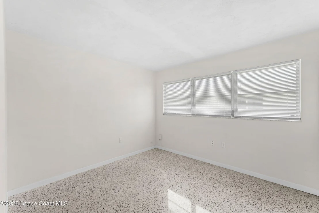Photo of 462 Sandpiper Drive