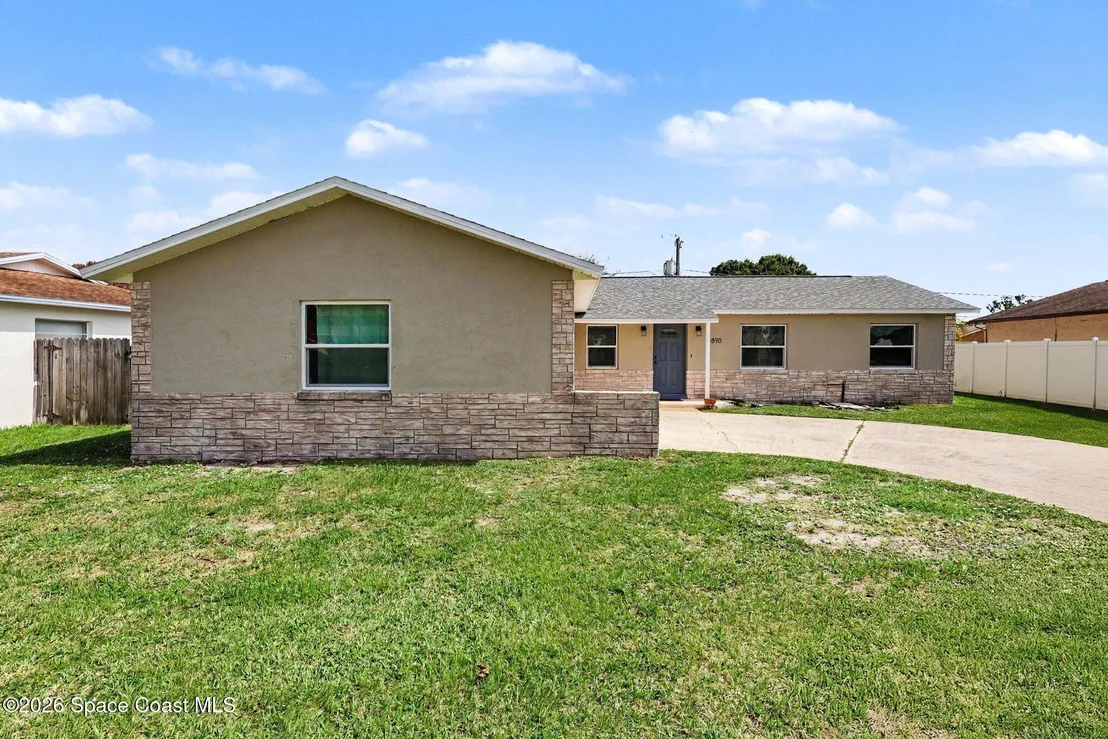 Photo of 2890 College View Drive