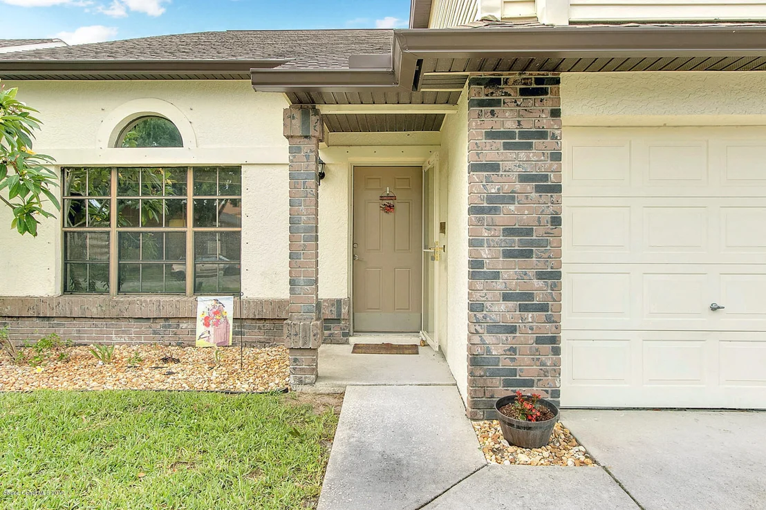 Photo of 1551 Clover Circle