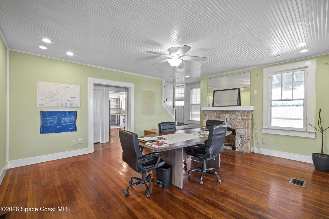 Photo of 2612 Riverview Drive