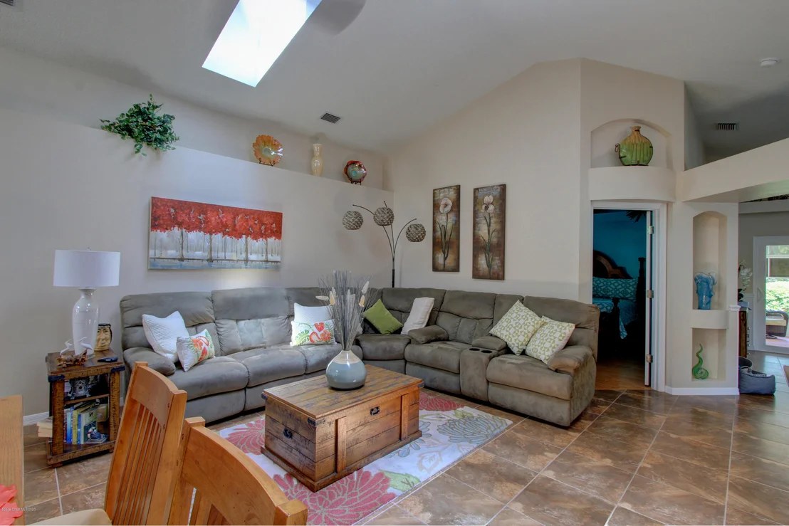 Photo of 1160 Pine Creek Circle NE