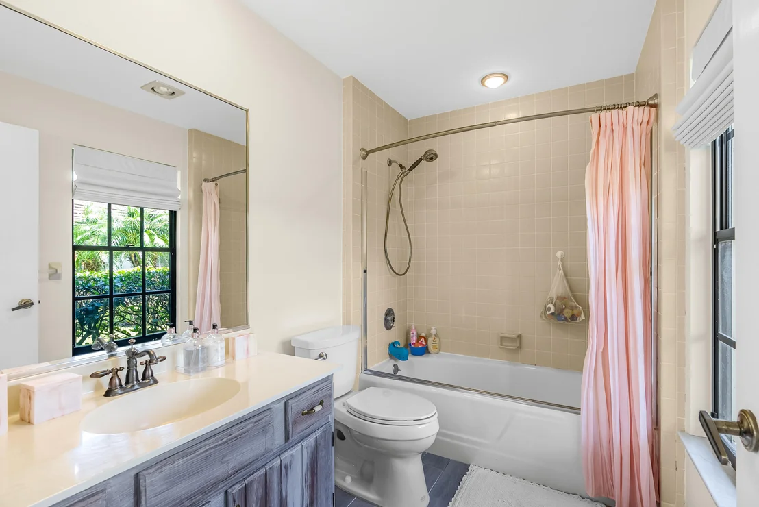 Photo of 128 Prestwick Circle
