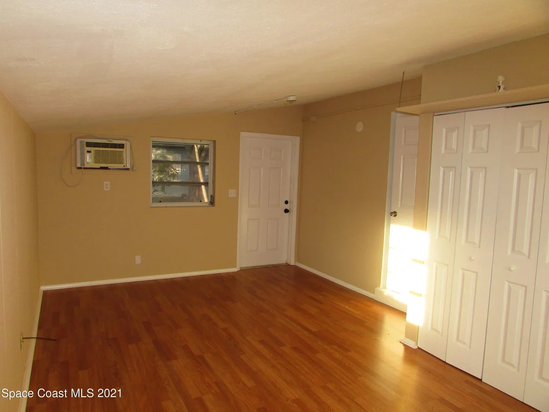Photo of 1229 Wild Rose Drive NE